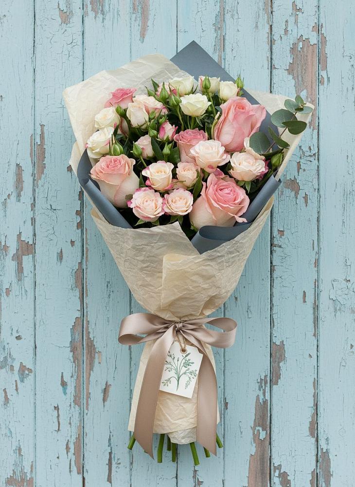 Букет цветов из: Розы в Званном