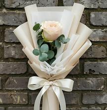 Букет цветов из:  Розы в Званном