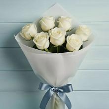Букет 7 Белых роз Эдлесс Лав #REPLACE_PRED# Званном