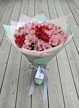 Букет цветов из:  Альстромерии в Званном
