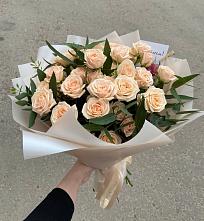 Букет Кремовые розы Латте в Званном