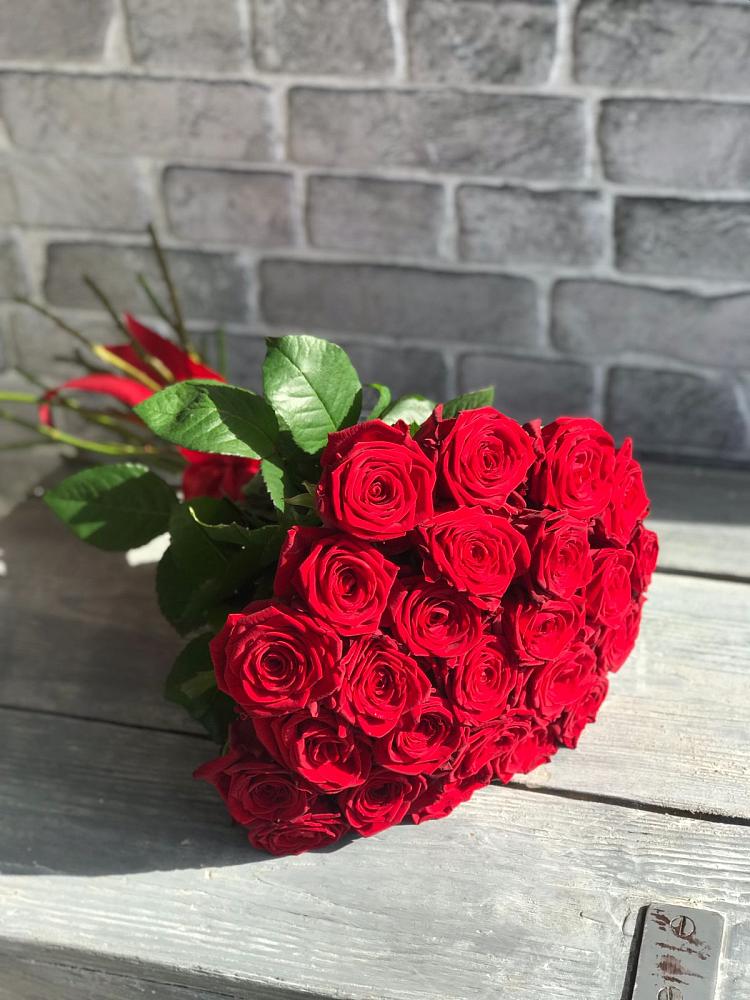 Букет Красные розы Фридом в Званном