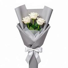 Букет 3 белые розы #REPLACE_PRED# Званном