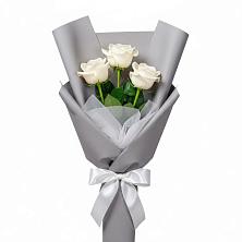 Букет 3 белые розы в Званном