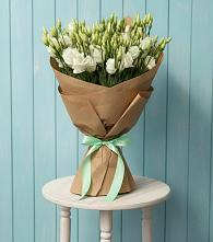 Букет цветов из:  Лизиантусы в Званном