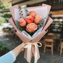 Букет цветов из:  Розы в Званном