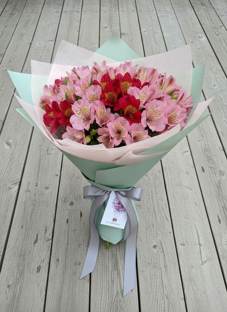 Букет цветов из: Альстромерии в Званном
