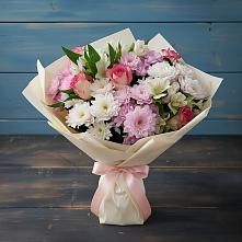 Букет цветов из:  Хризантемы, Альстромерии и Розы в Званном