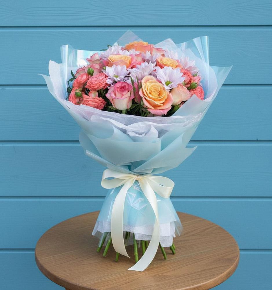 Букет цветов из: Хризантемы и Розы в Званном