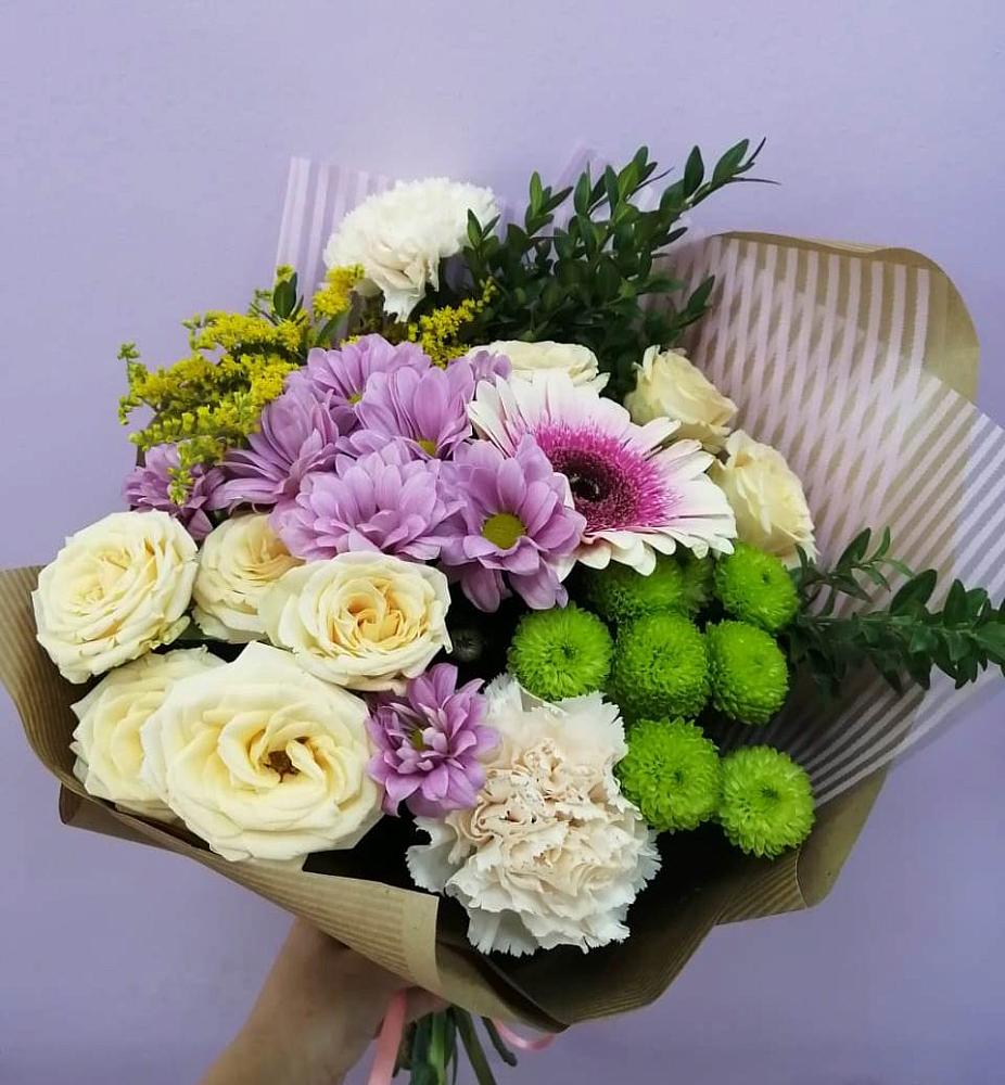 Букет цветов из: Хризантемы, Розы, Гвоздики и Герберы в Званном