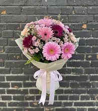 Букет цветов из:  Герберы и Хризантемы #REPLACE_PRED# Званном