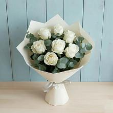 Букет Белые розы в Эвкалипте в Званном