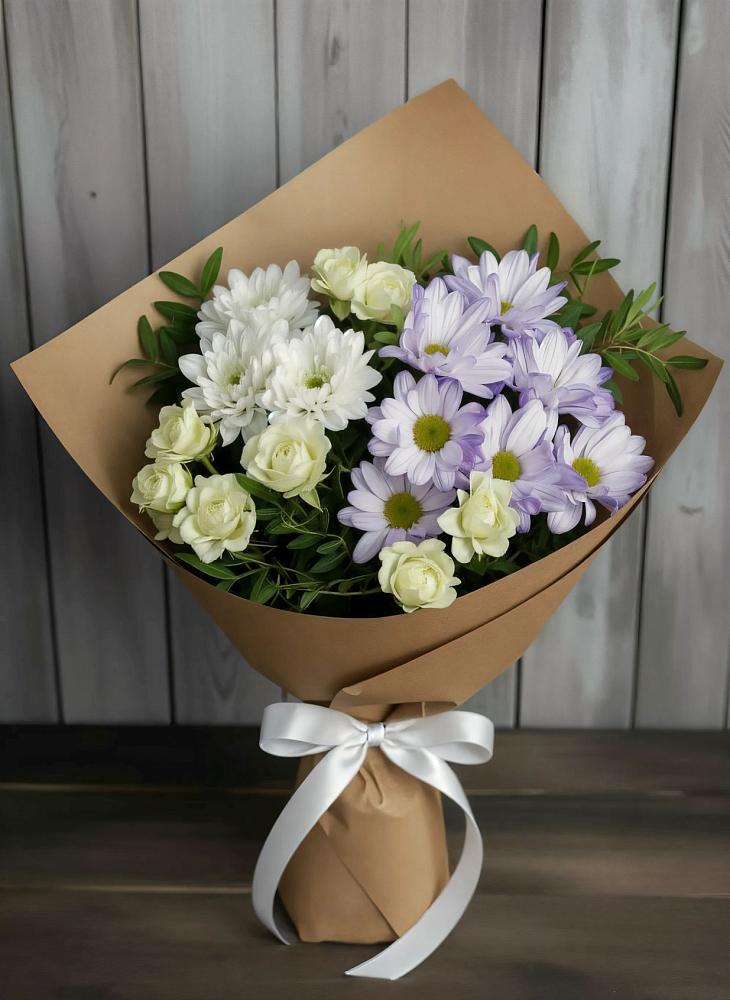 Букет цветов из: Хризантемы и Розы в Званном