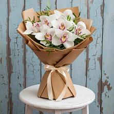 Букет цветов из:  Орхидеи и Розы в Званном