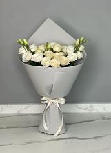 Букет цветов из:  Розы и Лизиантусы в Званном